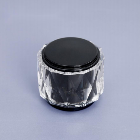 SPECIFICATION NOT SHOWN perfume bottle cap reference
